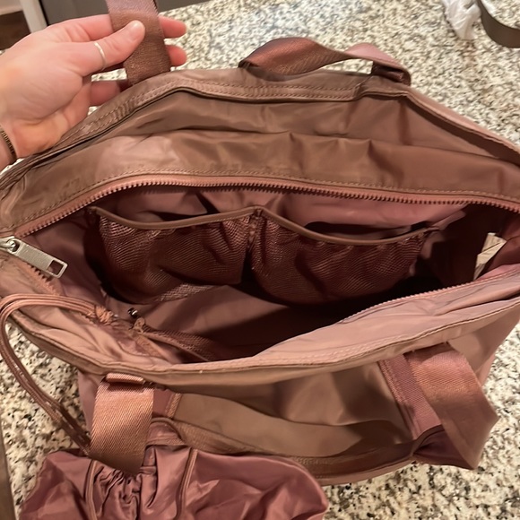 Lululemon Work/Gym Bag - Picture 5 of 6